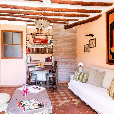 Апартаменты Vino Tinto Y Restaurante Tomate Rosa *